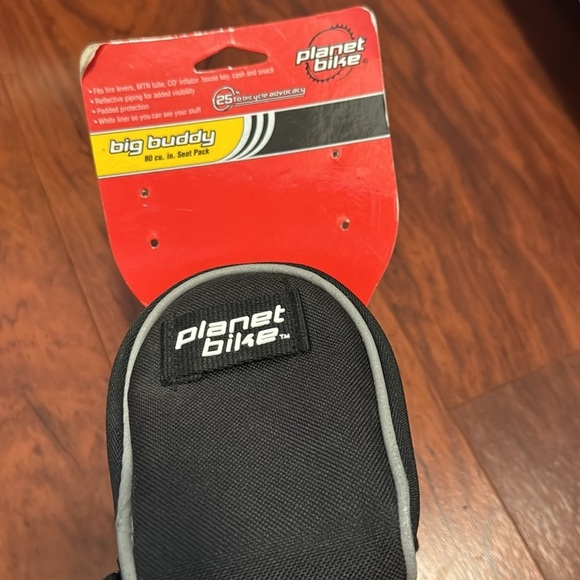 Black holder for bike - Picture 2 of 3